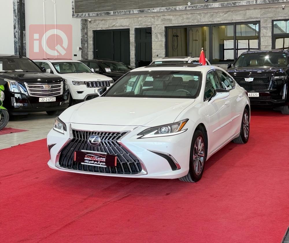 https://cdn.iqcars.io7136a679-ce6a-48d5-957c-5f4699f7bf91_1.jpg